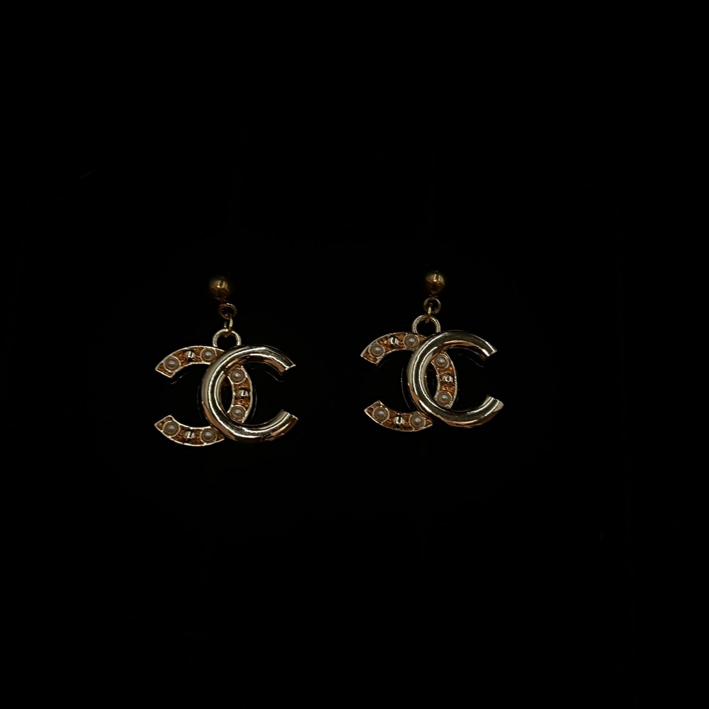 Gold CC Logo Earrings with Pearl