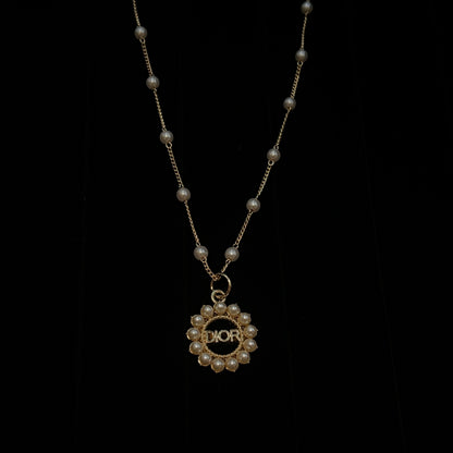 Gold Pearls hoop D pendant Necklace